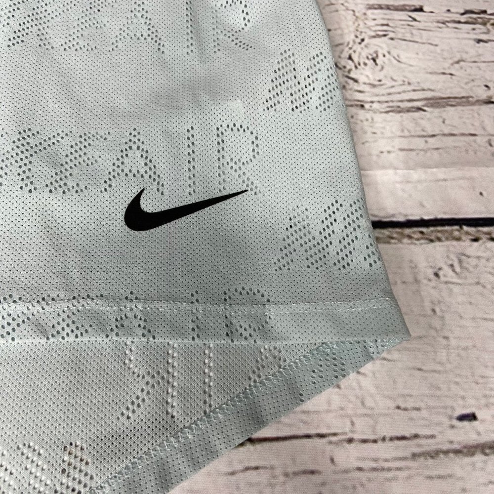 Nike Dri-Fit Mockneck Mesh Tank Top Size S - Picture 2 of 6